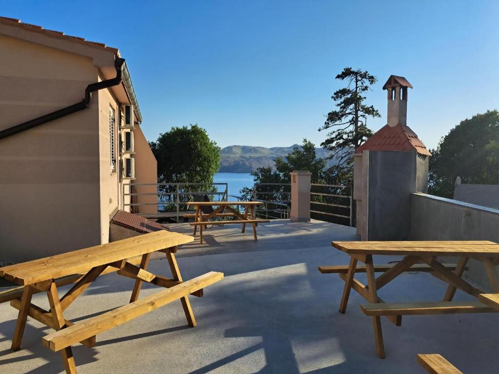 Harley 1 Oder 6, Karlobag