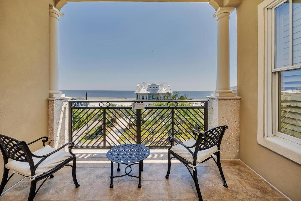 Sea Gate #301, Demere Park