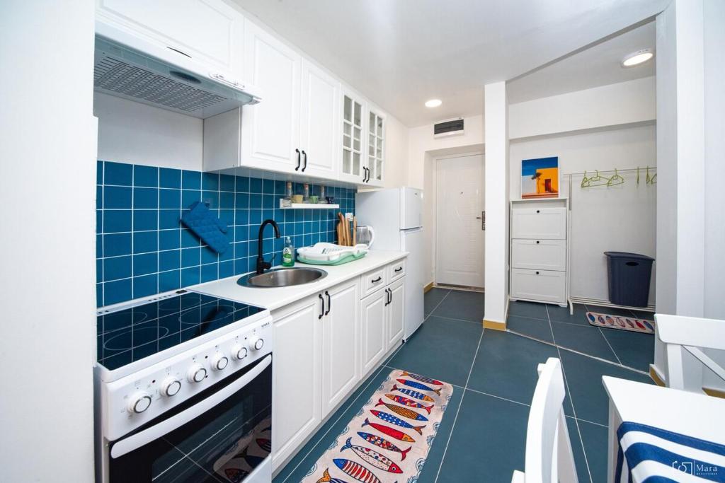 369 Apartment - 2