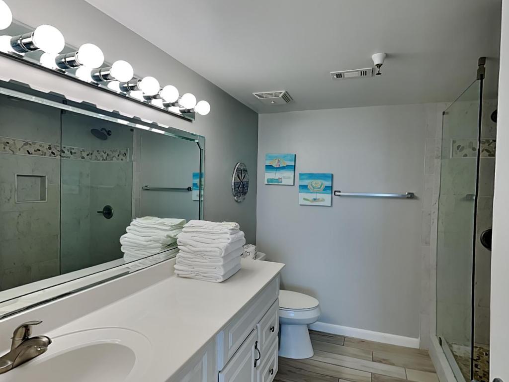 Emerald Surf #108, Navarre