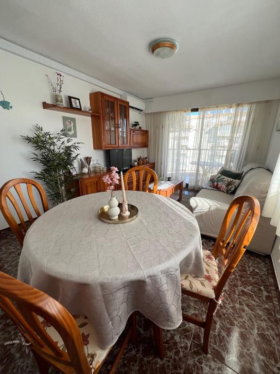 Apartment on Paseo Rosa dels Vents with AC - 5