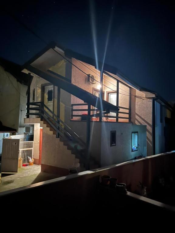 Aliyah Hostel, Bělehrad