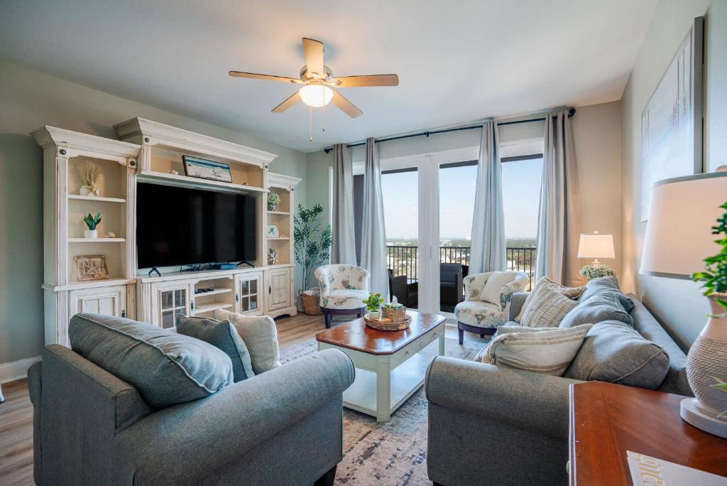 Whitesands Retreat - Incredible Resort Home, Panama City Beach