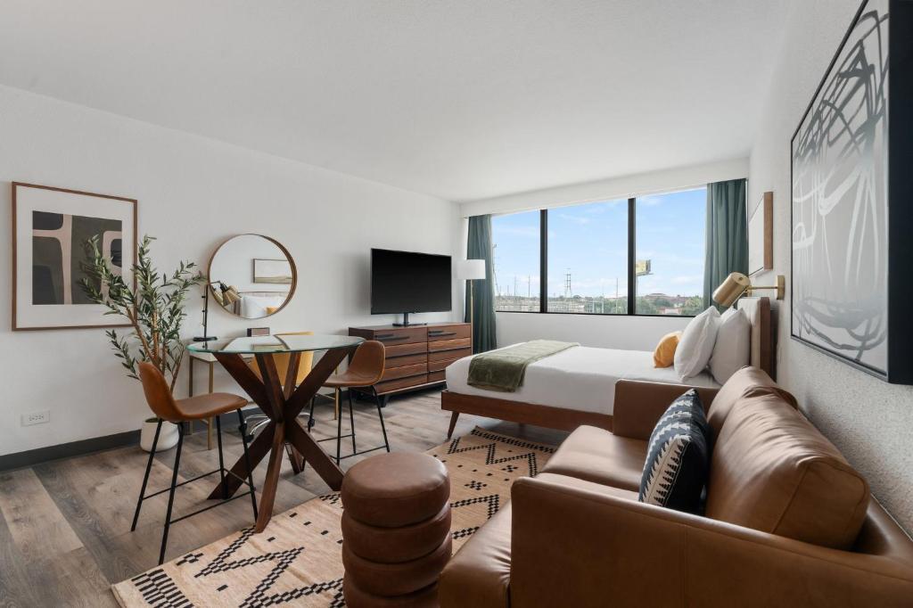 Lodgeur Upper Kirby, Houston - Close to Greenway Plaza, Galleria, Montrose, Houston