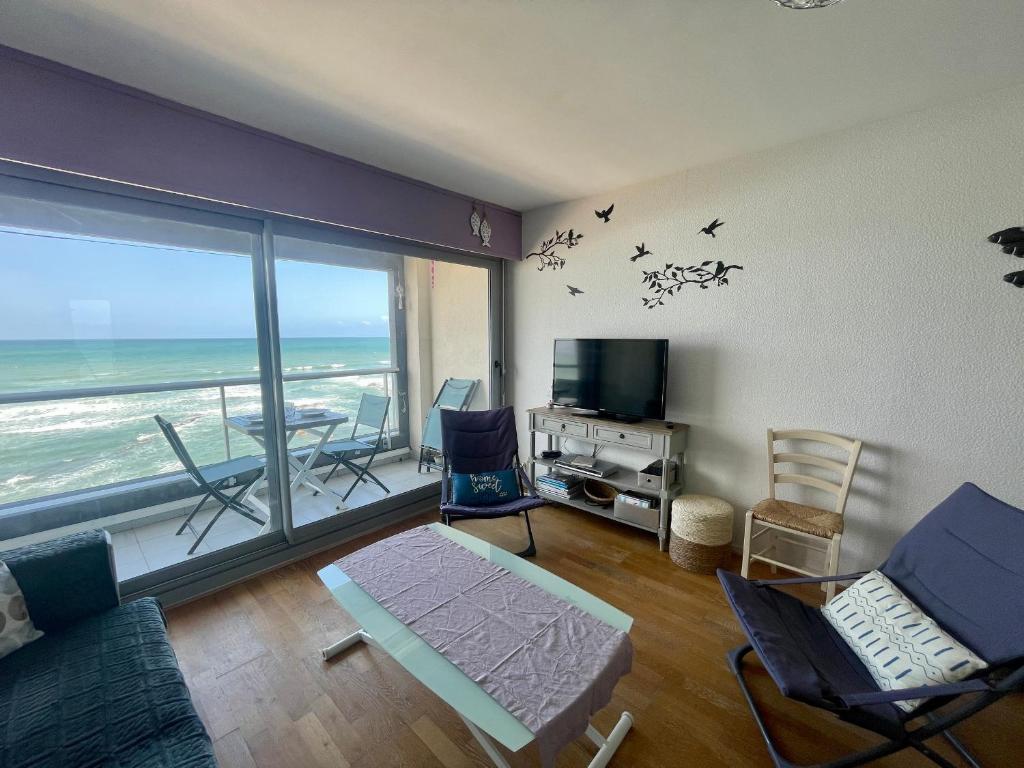 Studio avec balcon, WIFI, et parking proche plage - FR-1-92-616, Les Sables-dʼOlonne