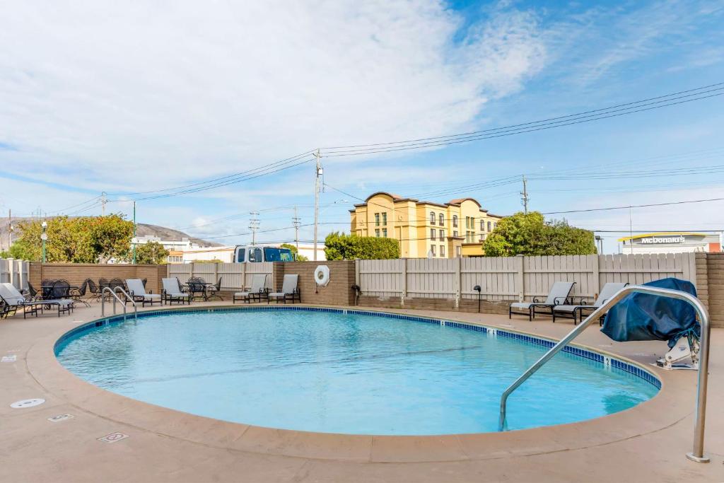 Best Western Plus Grosvenor Airport Hotel