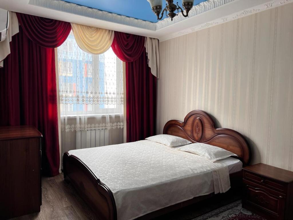 Apartment on the contrary Almaty Arena 81-36, Almaty