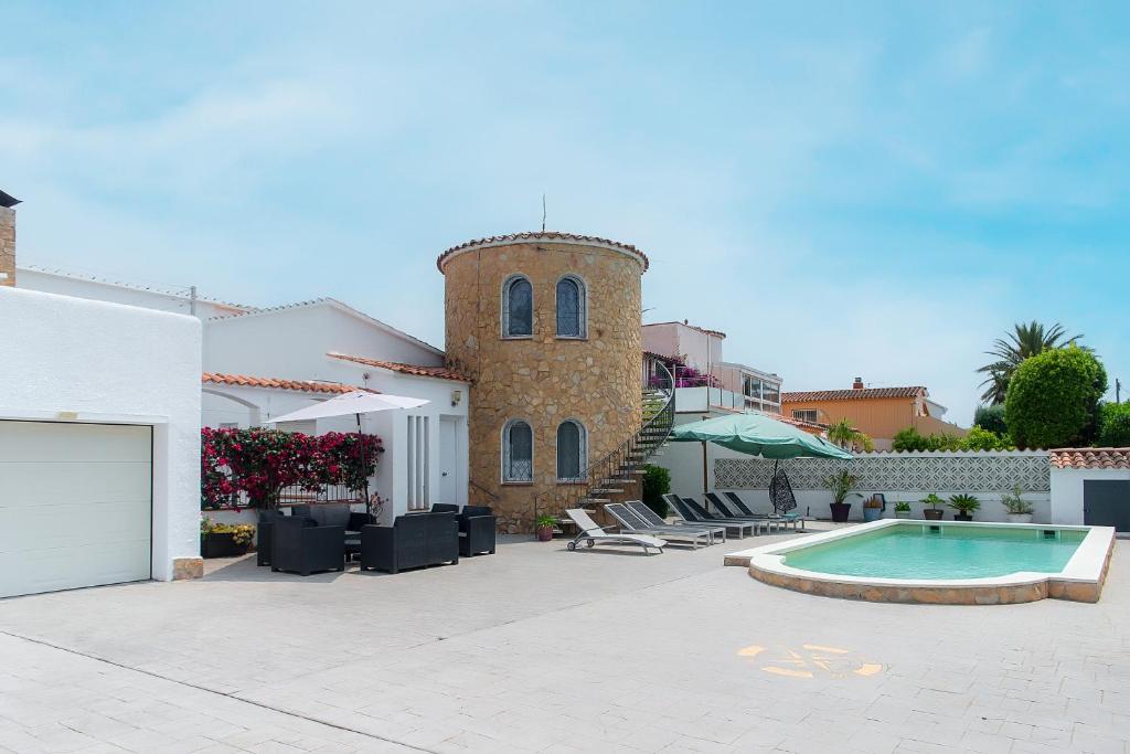 WELCS CASA 111 EMP con piscina privada y parking - 1