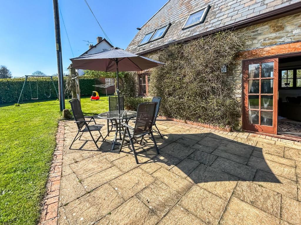 The Stables, Lydlinch