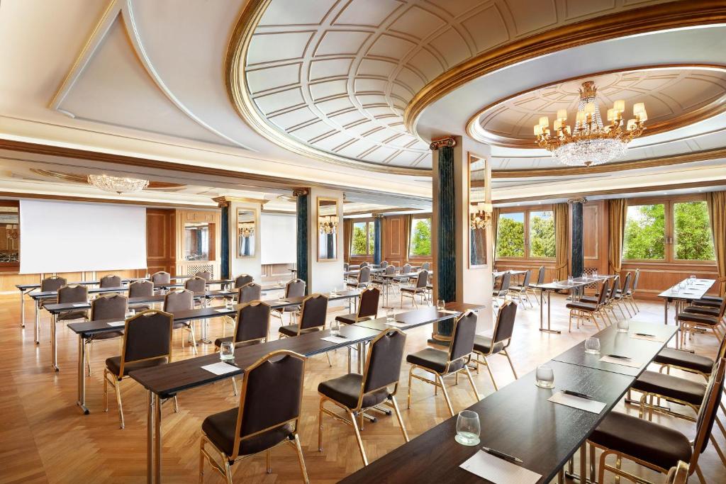 Tárgyalóterem/bálterem