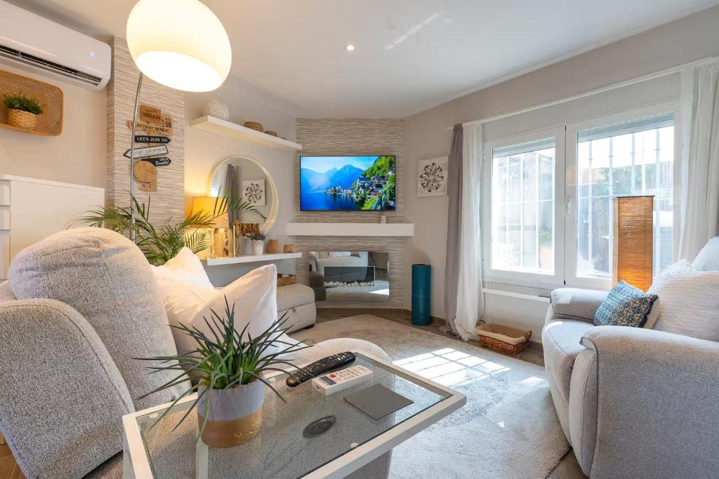 Pass the Keys Stylish Tranquil Studio Villa in Calahonda, Mijas