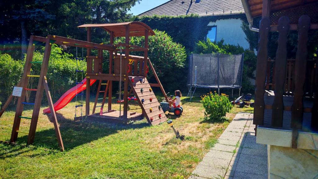 Kristóf apartman, Gyenesdiás