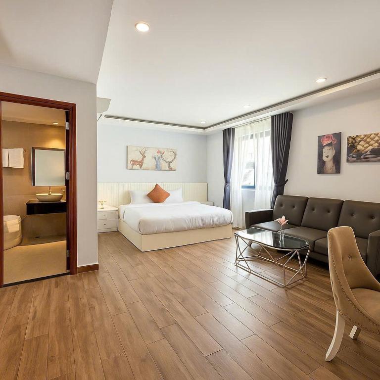 Ballantine Hotel Phu My Hung SECC