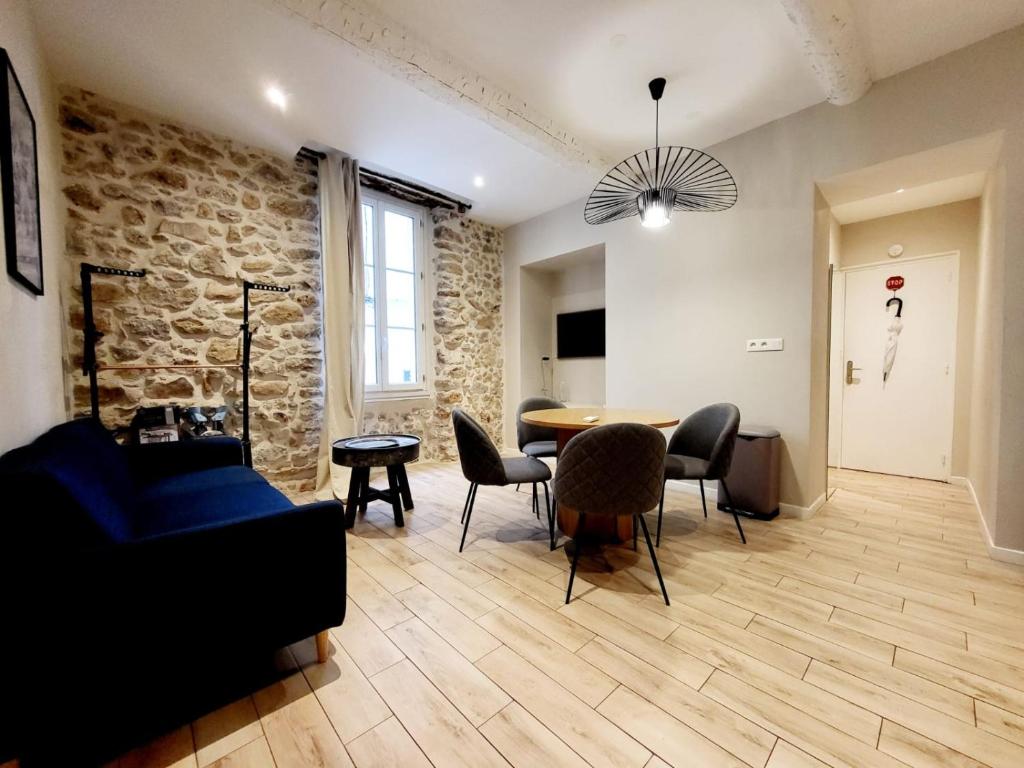 Le Sade 1er et Le Sade 2nd - 2 Appartements au coeur d'Antibes - 1