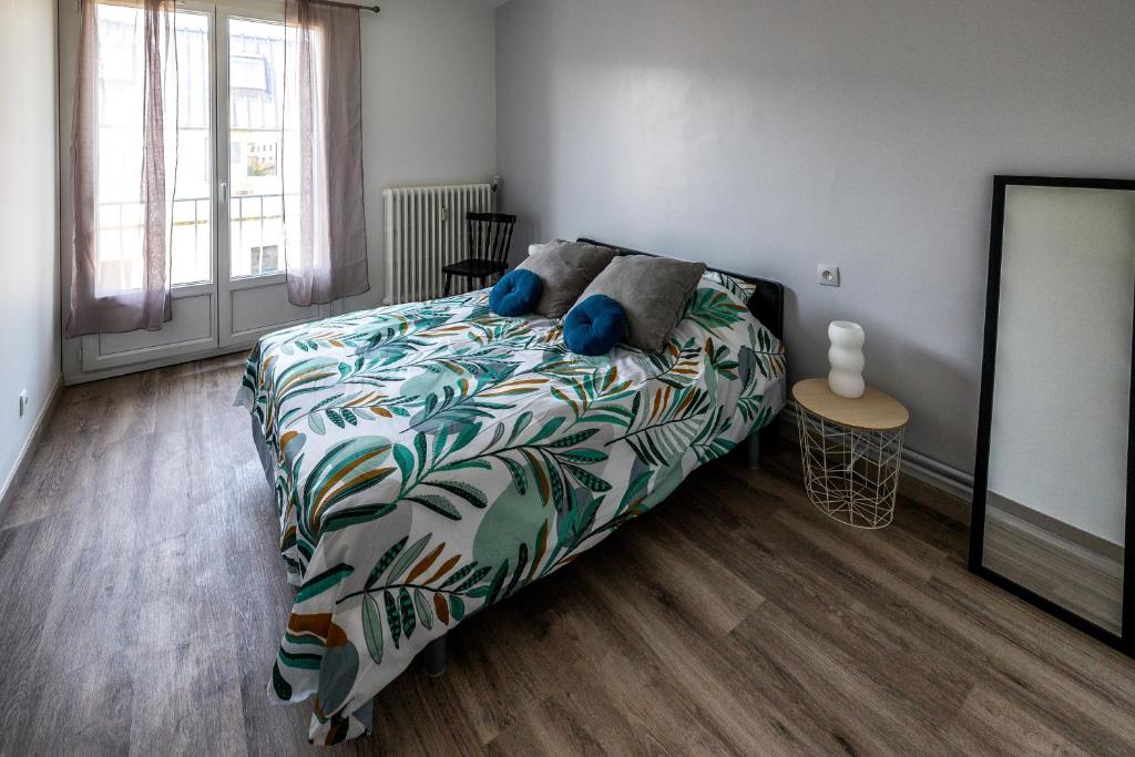 Appartement paisible au bord de l Isle avec parking - 2