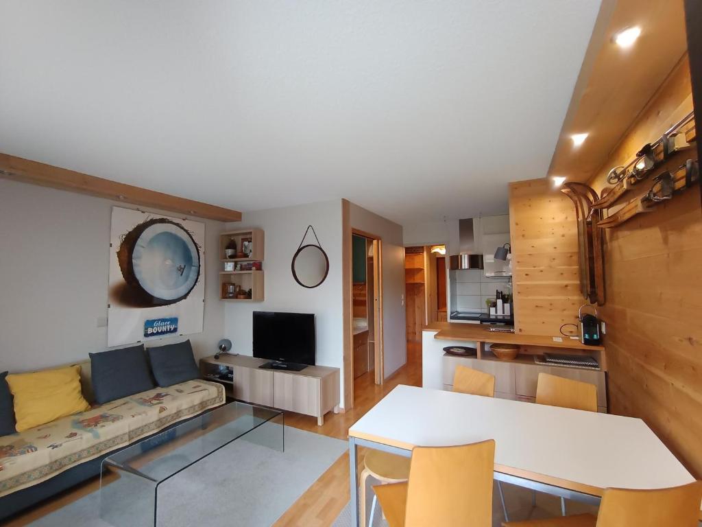 Studio lumineux rénové, parking, animaux acceptés, 5 pers - FR-1-445-62 - 4