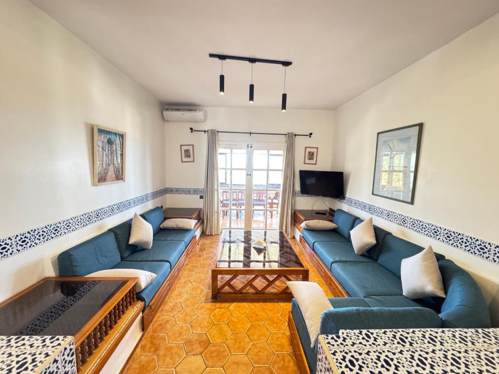 C2 Résidence CHATT, Tetuán