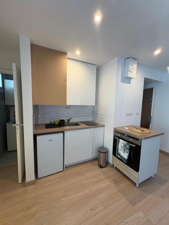 Studio avec place de parking - Proche commerce et plage - 5