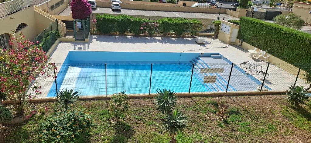Petit appart sympa clim piscine balcon - 2