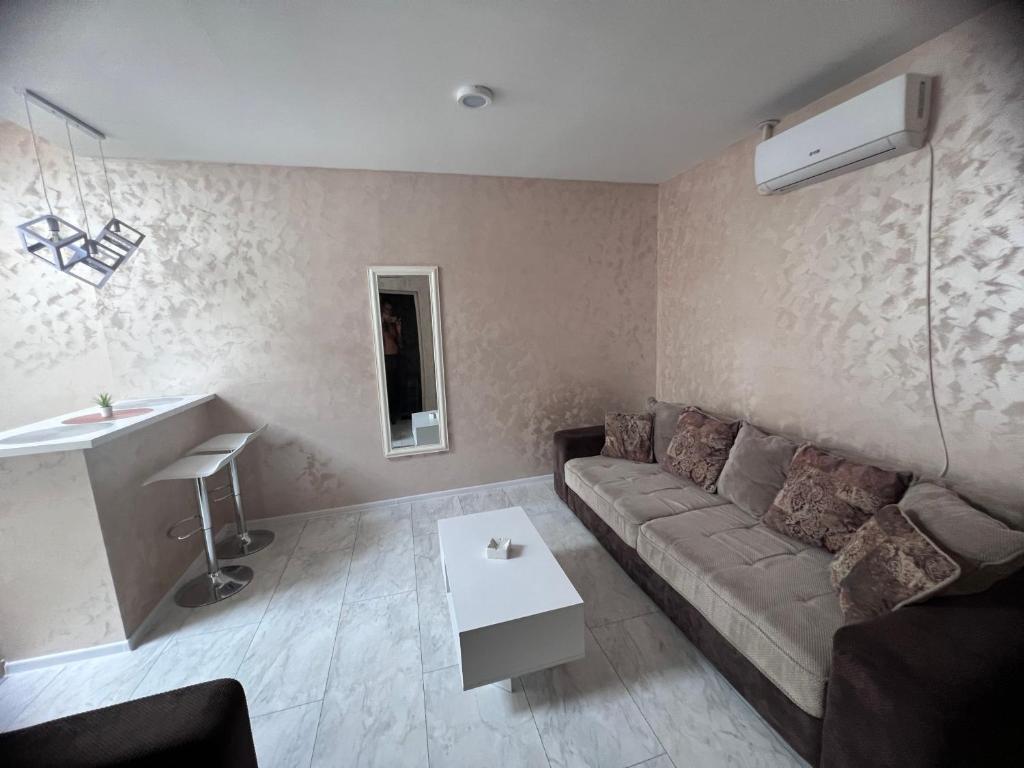 Central BG Apartment 3 - 1