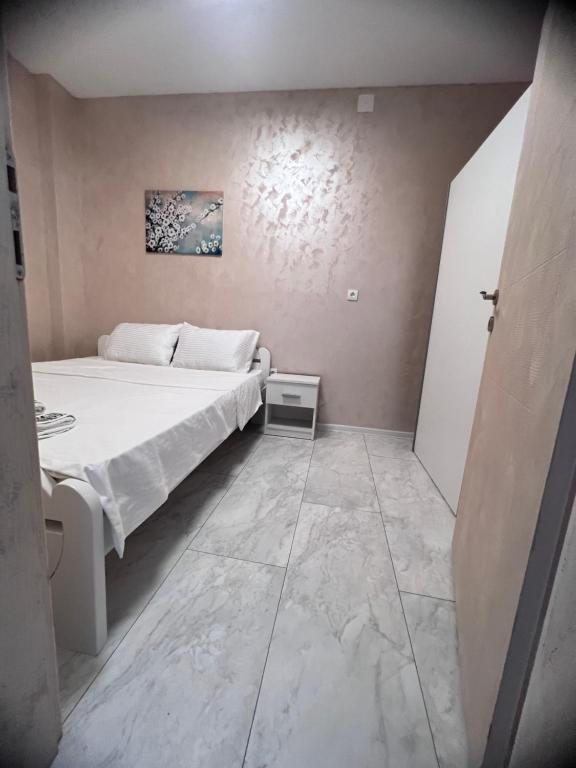 Central BG Apartment 3 - 3