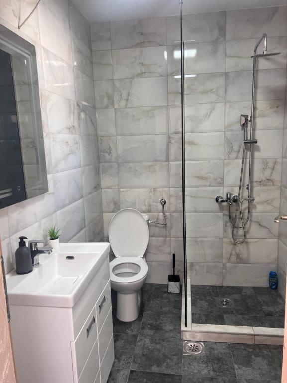 Central BG Apartment 3 - 4