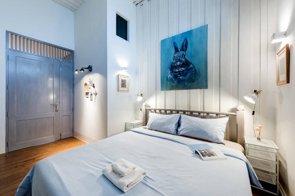 Non Inn The Diamond Artisan King and Twin Rooms with Private Coffee Station and InnerCourt Quiet View near Riverside and ICONSIAM, Chinatown