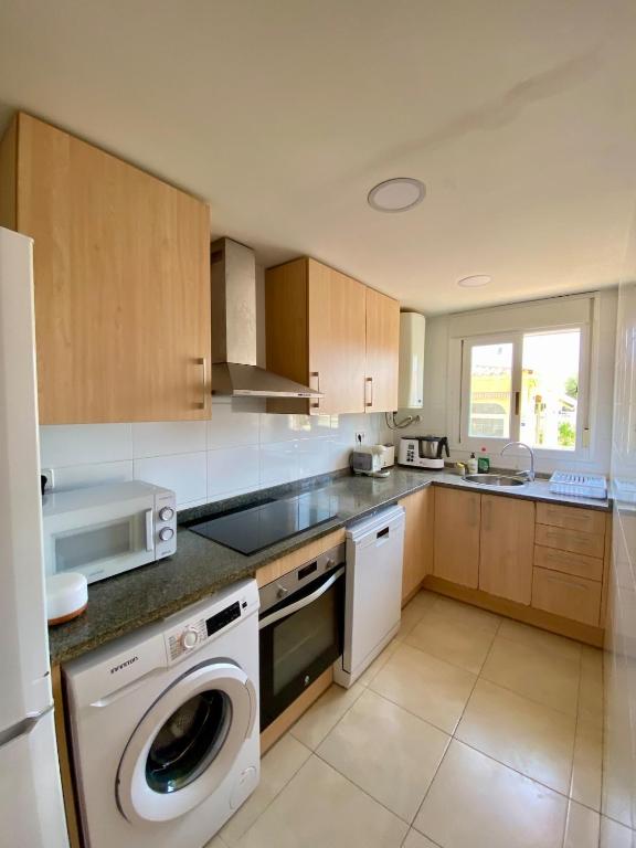 Sandy Apartment - 2