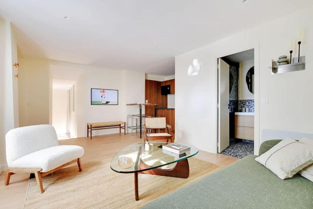 Appartement chic et tendance au cœur du Marais vibrant - 3