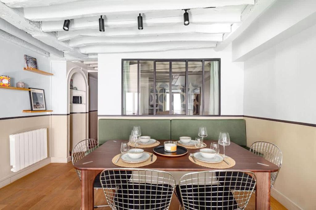 Appartement design et confortable au cœur du Marais - 2