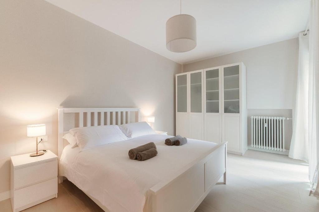Cream Home by "The House Of Travelers" - 5