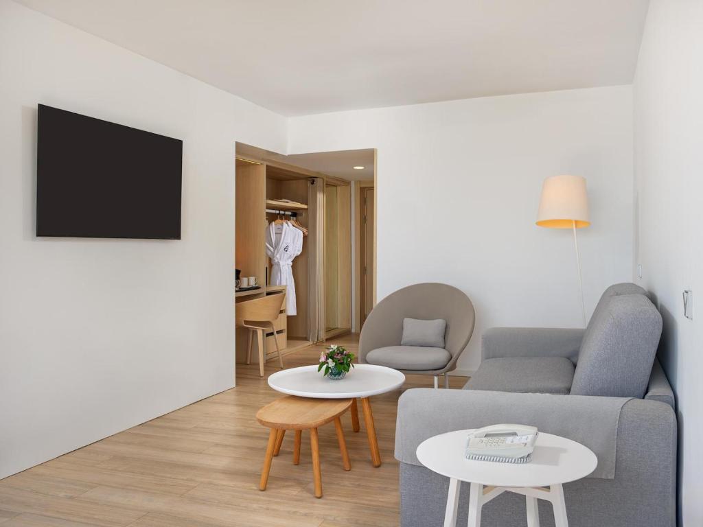 Don Gregory by Dunas - Adults Only — Hotel rooms in San Agustin, Canary Islands