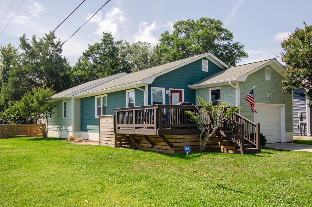 The Beach Nest by Bryant Real Estate, Carolina Beach