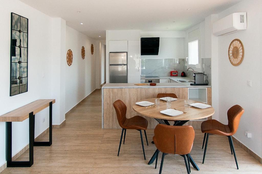 WELCS APARTAMENTO 263 EMP con vistas al canal - 3