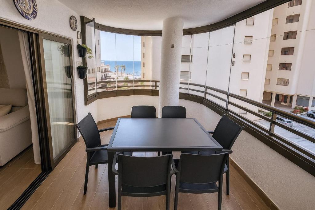 Apartamento "Casa Montes" con Piscina, Wifi y Parking Gratis! - 2