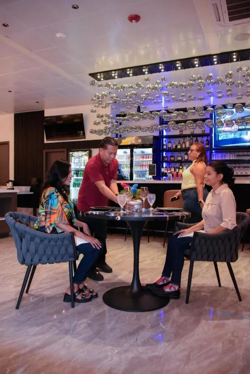 Grand Resort & Residences, hotel in Belize City