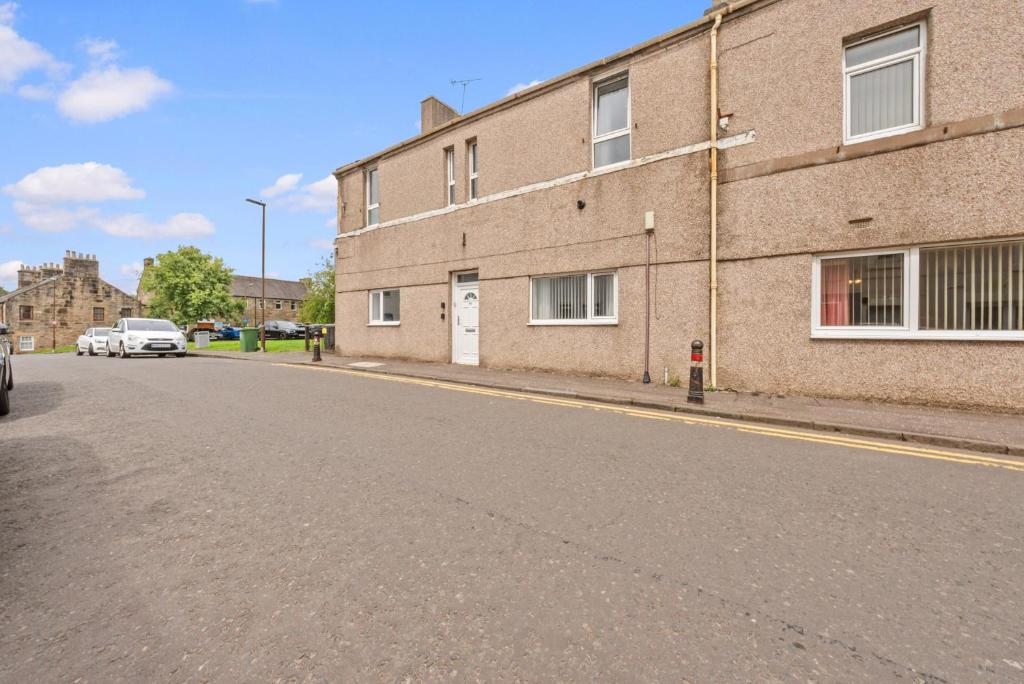 Modern Bannockburn Guest House - Ensuite Rooms Only, Bannockburn