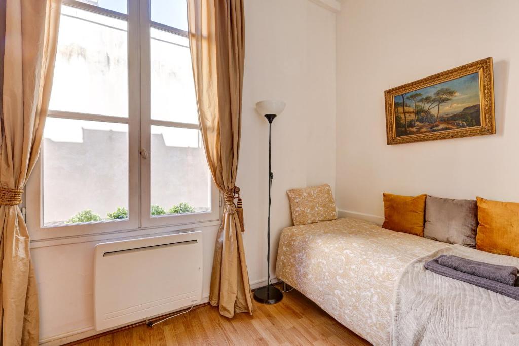 Small Luxurious Room in the heart of Saint Germain - 5