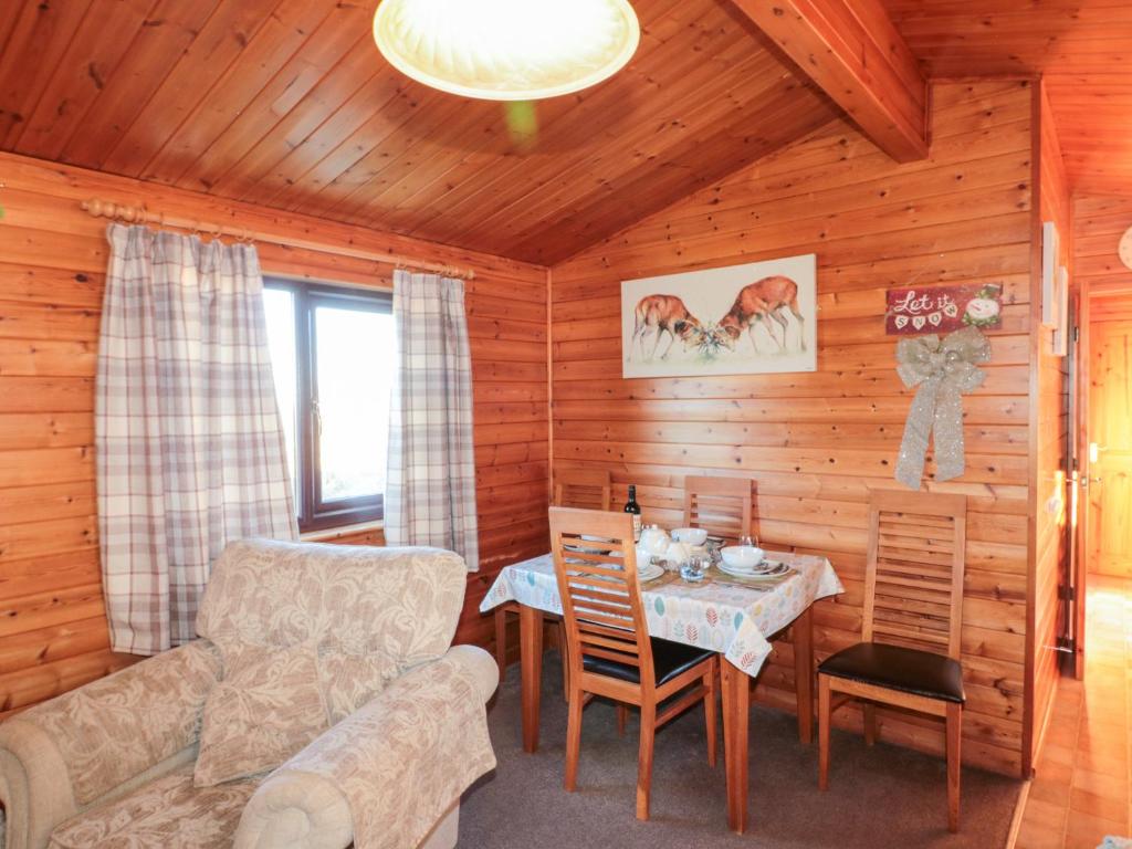Hawthorne Lodge, Loftus photo 6