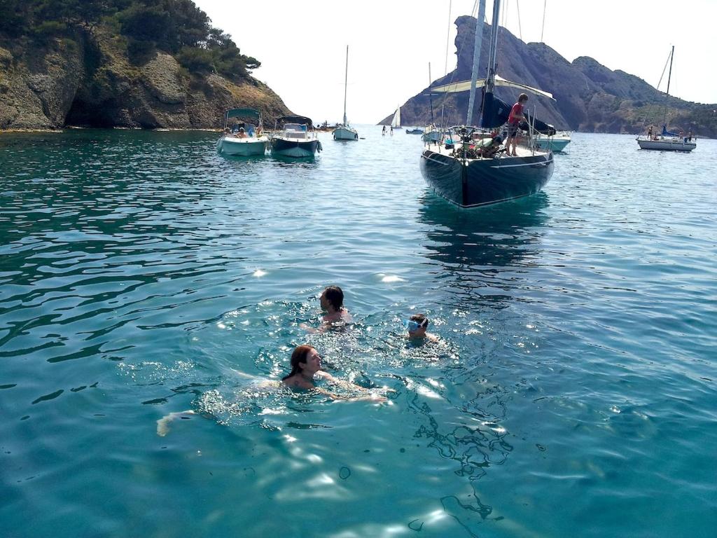 La Ciotat Mer Grand Studio proche des Quais du Port, du centre piéton et des Plages - 1