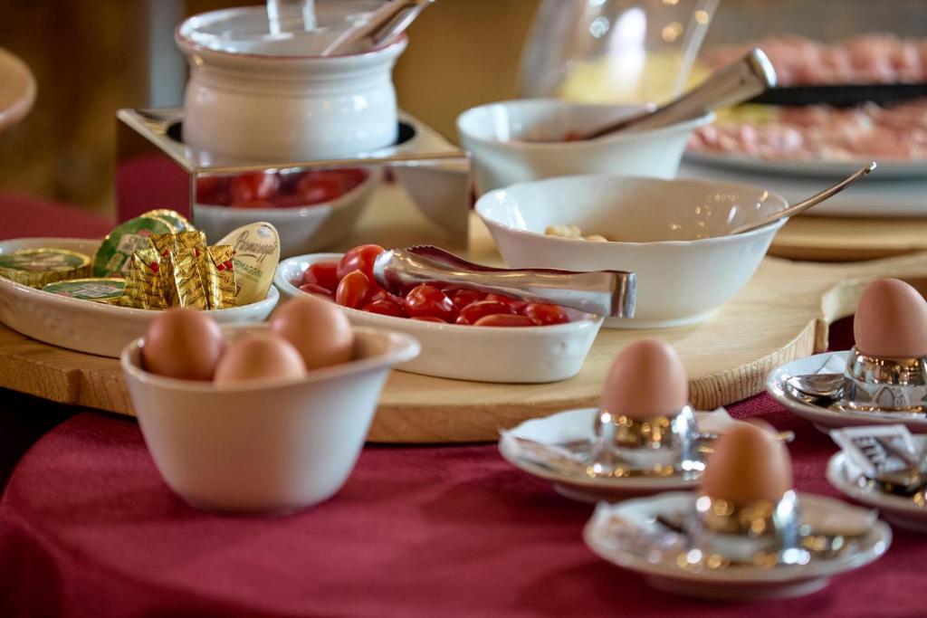 Food and beverages, Hotel Garni dello Sportivo in Madonna di Campiglio