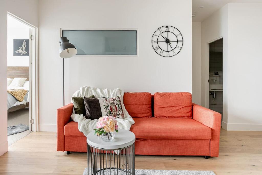 Vision Skyline View CBD Apartment, Melbourne