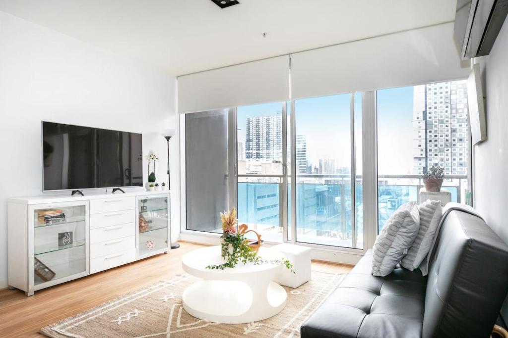 Verve CBD 2BR City View Carpark Available, Melbourne