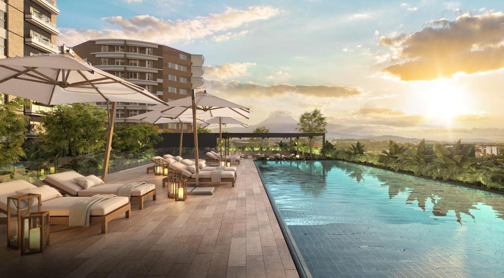 Parque14, Ciudad Guatemala, Aeropuerto La Aurora, Estación Pamplona