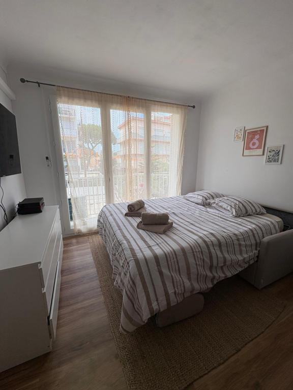 F2 - Vue mer - Plage centre - 3