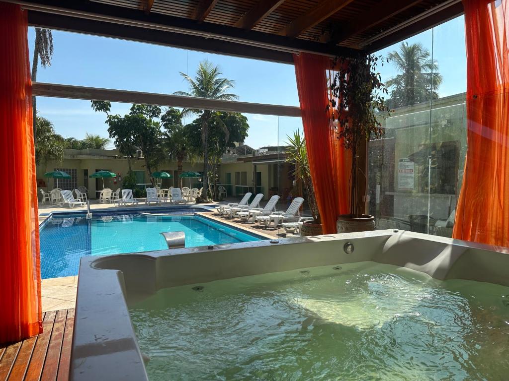 Swimming pool, Hotel Vicino al Mare - Frente mar in Guaruja