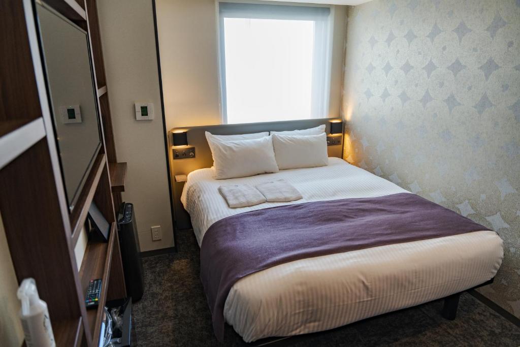 Hotel Room 3