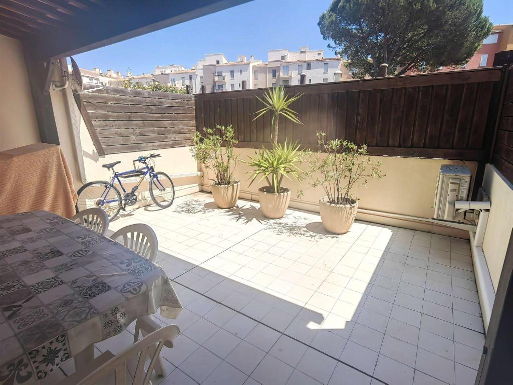 Cap d'Agde: Joli T2 Climatisé à 50m Plage, 4 Pers - FR-1-607-227 - 1