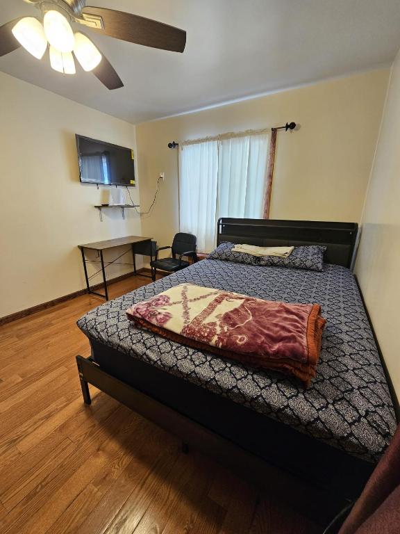 Mukbul & Nesa Jamaica House, Richmond Hill