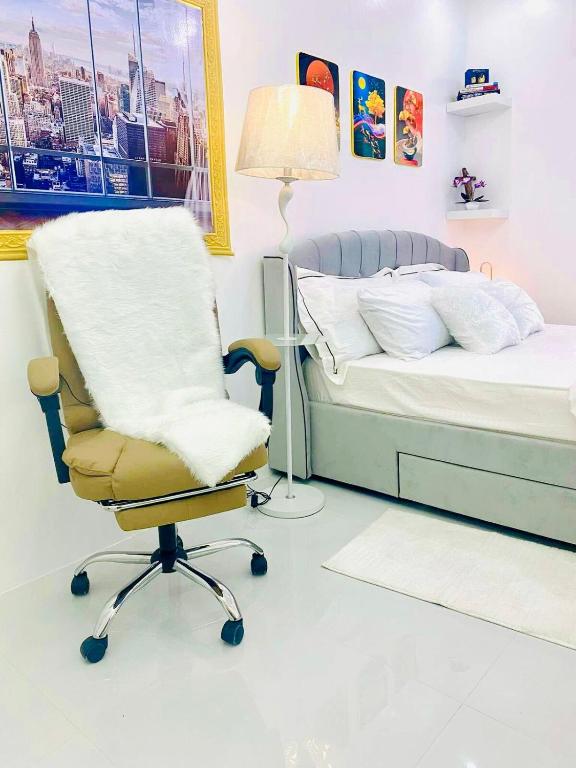 White Rose Condotel at Victoria Sports Tower, Manila